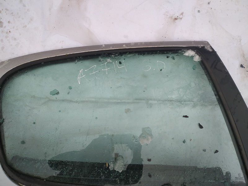 Peugeot 206 2001 Боковое окно - задний правый - Thumbnail 2