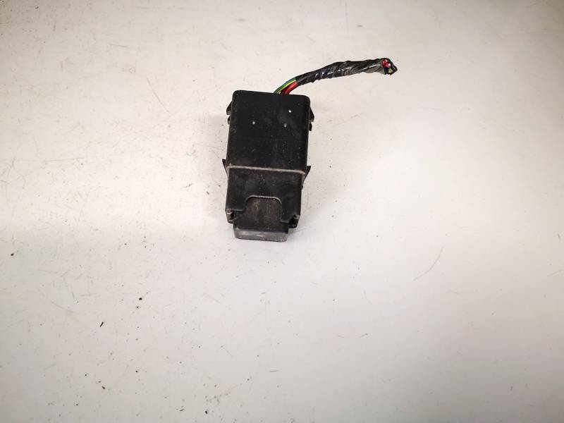 ACM33221 Ford Ranger 2008 Relay module