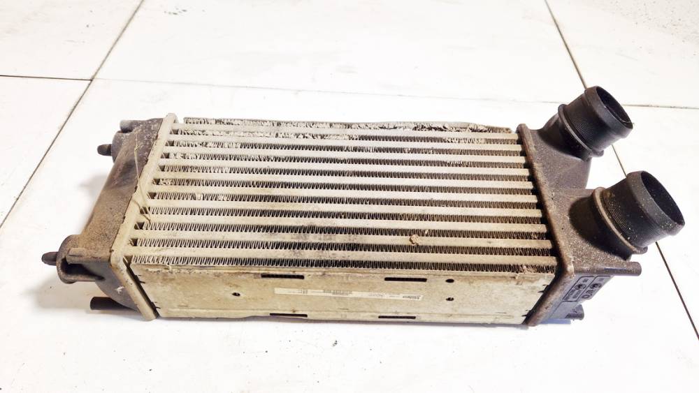 9656503980 Citroen C4 2008 Ahtimen välijäähdytin