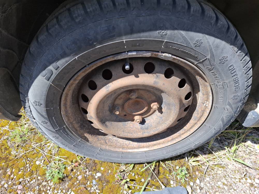 4X114.3 Nissan Tiida 2008 Tērauda riteņu komplekts R15 - Thumbnail 3