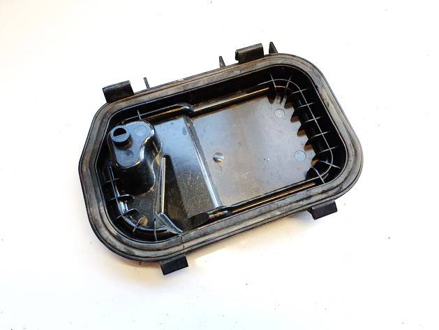 16016300L Audi A6 2005 Headlight bulb dust cover cap - FRONT - Thumbnail 3