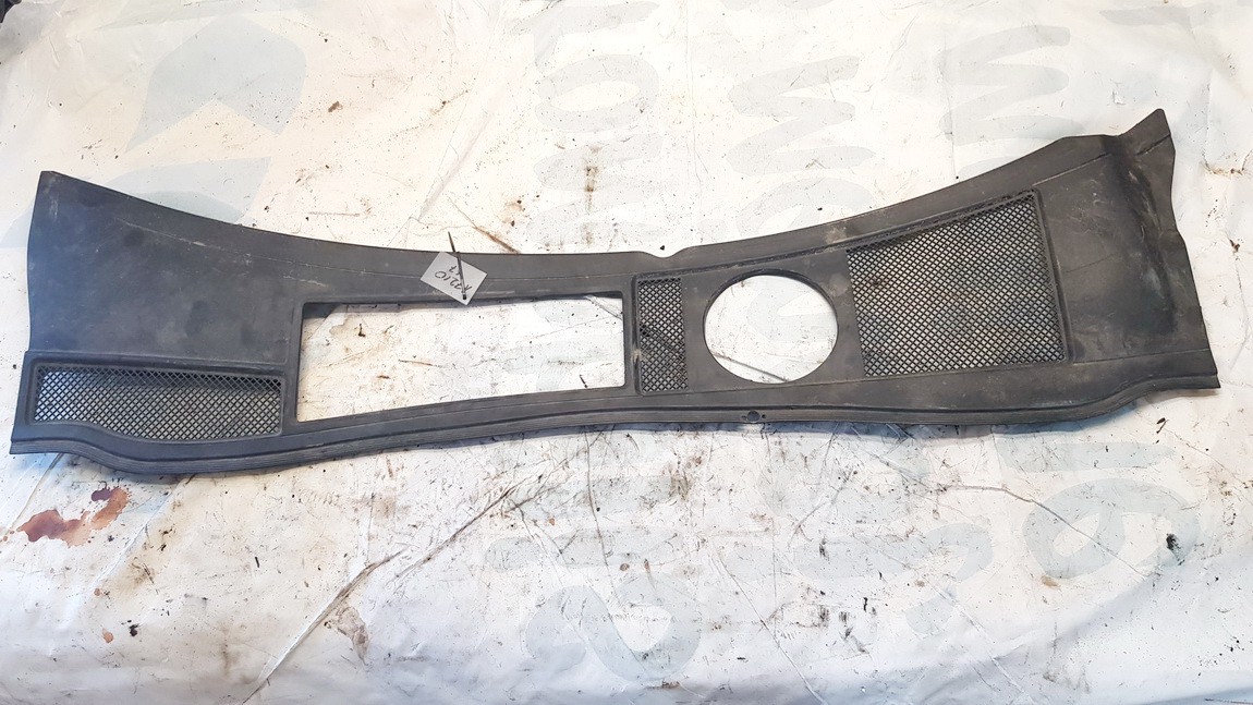 4B1819417B Audi A6 2002 Wiper Muolding - FRONT