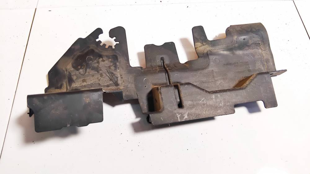 3C0121283 Volkswagen Passat 2007 Air Intake Panel - Thumbnail 2