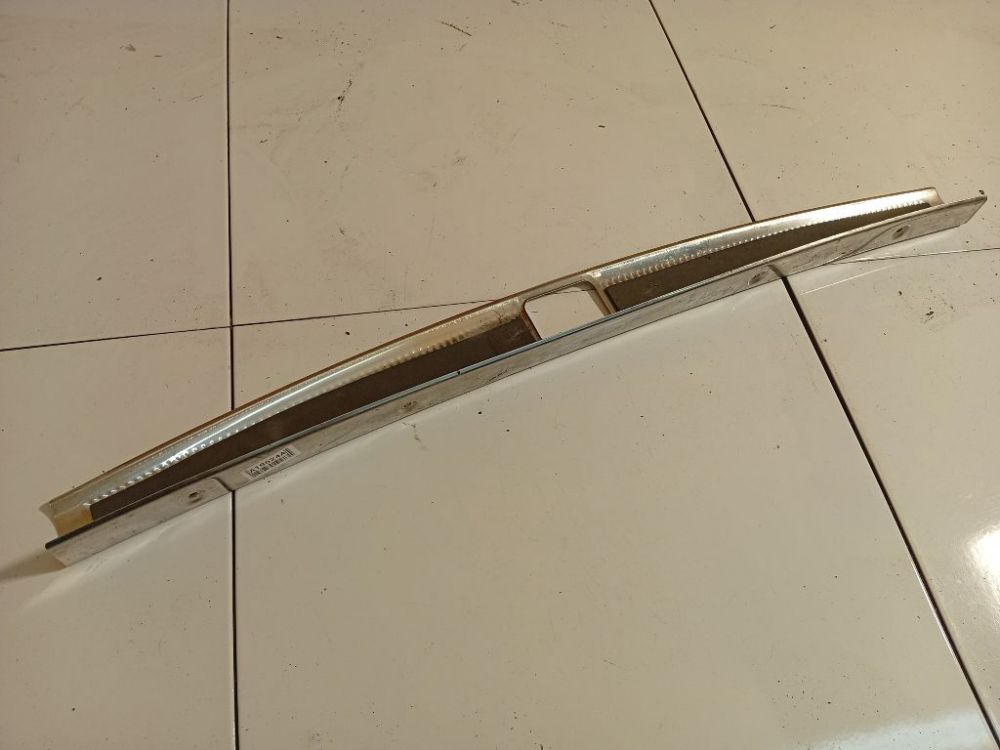 4B9864483A02 Audi A6 2003 Metal Boot Lip Cover - Thumbnail 3