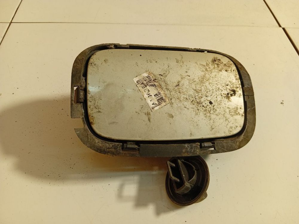 8200002163 Renault Laguna 2003 Zewnętrzna Pokrywa Wlewu Paliwa