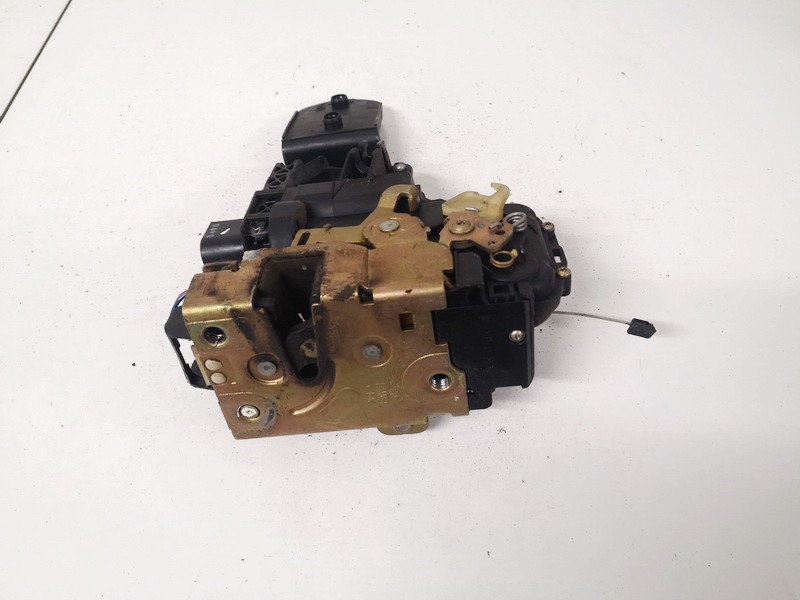 3B1837016A Volkswagen Passat 1998 Door Lock Mechanism - FRONT RIGHT