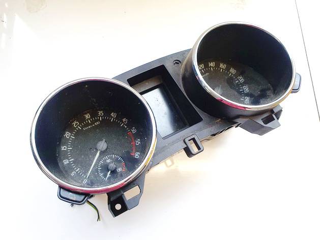 5L0920840K Skoda Yeti 2012 Prędkościomierz – panel instrumentów