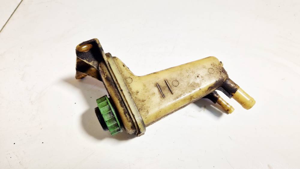 8D0422373C Audi A4 1998 Power Steering Pump Oil Reservoir Tank