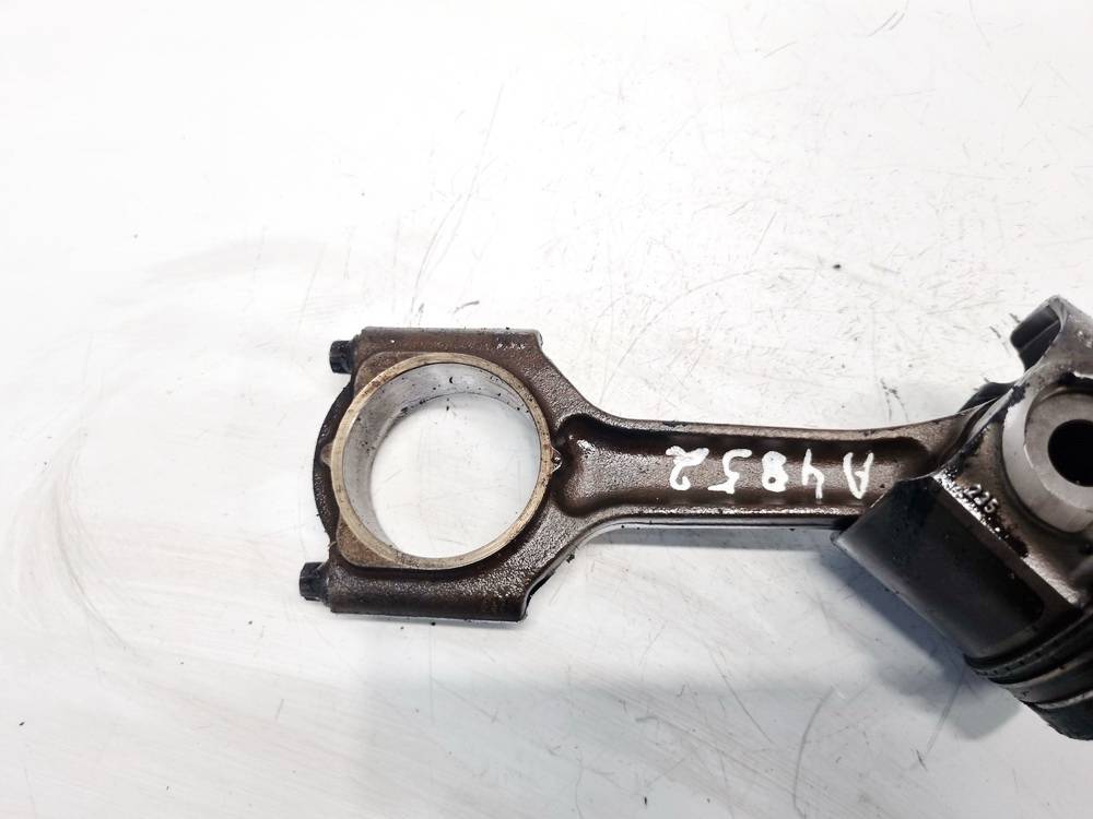 Opel Vectra 2000 Piston and Conrod (Connecting rod) - Thumbnail 3