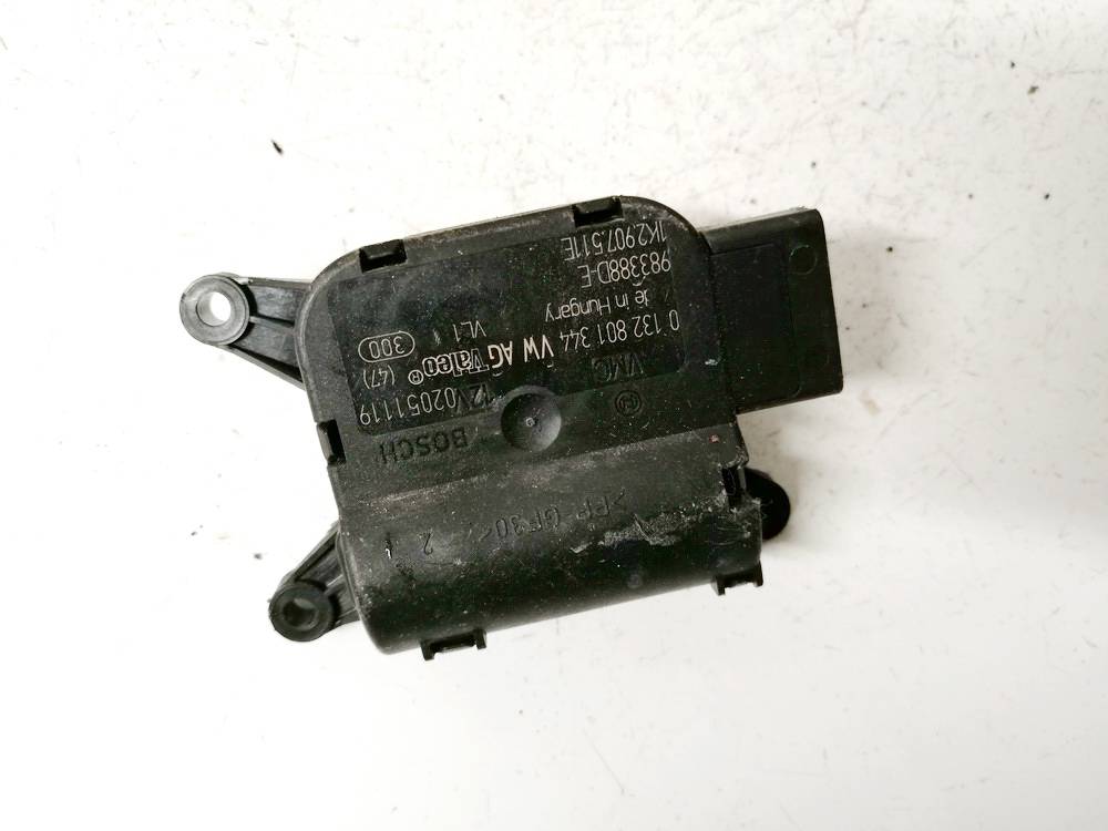 0132801344 Volkswagen Golf 2004 Heater Vent Flap Control Actuator Motor