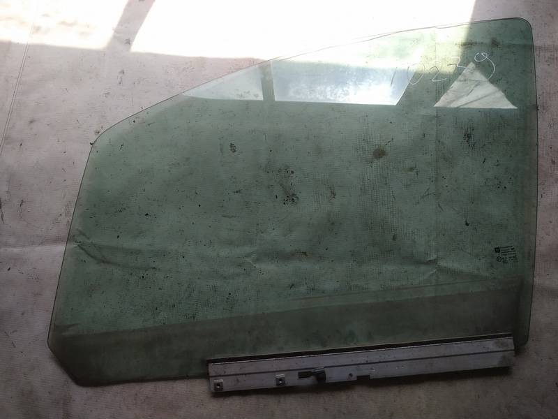 AS2 Opel Zafira 2006 Durvju stikls - PRIEKŠA PA KREISI