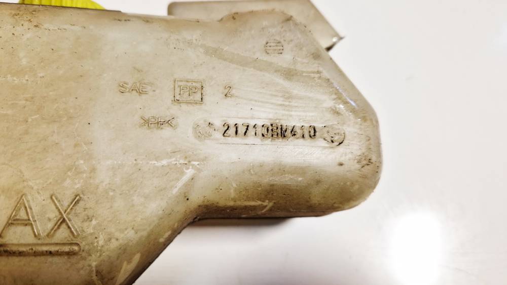 21710BM410 Nissan Almera Tino 2003 Jäähdytysnesteen paisuntasäiliö - Thumbnail 3