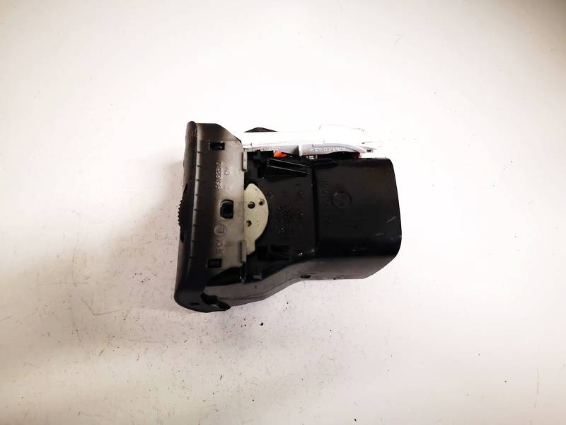 3B0819703D Volkswagen Passat 2005 Dash Vent (Air Vent Grille) - Thumbnail 3