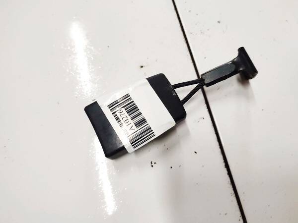 401266978 Opel Astra 2005 Turvavyön solki - EDESSÄ OIKEALLA