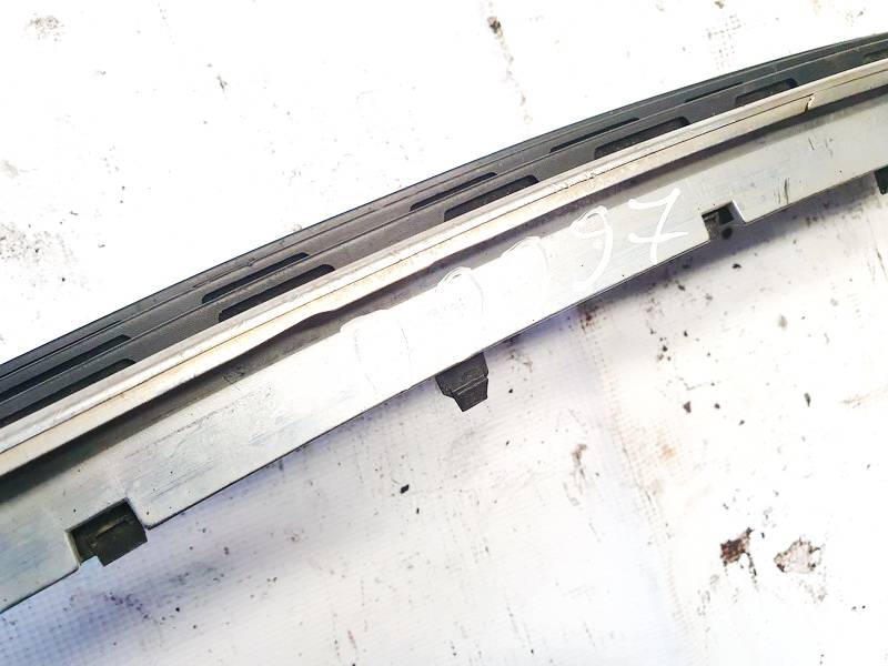 8E0807647 Audi A4 2004 Bumper Grille - FRONT CENTER - Thumbnail 2