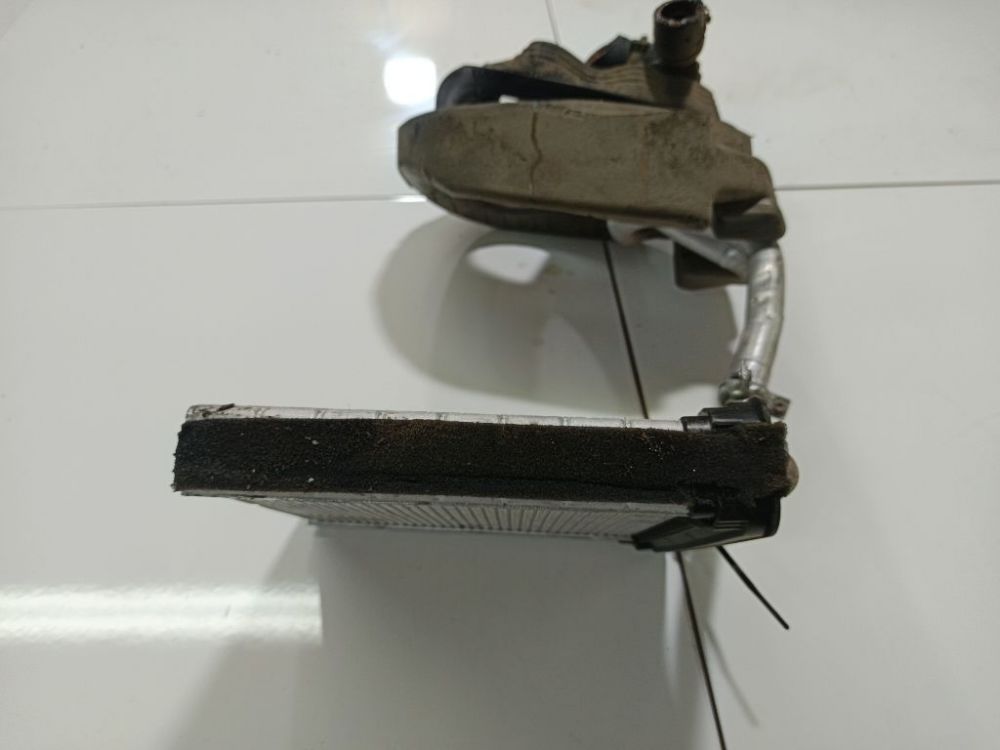 Volkswagen Passat 2005 Heater radiator (heater matrix) - Thumbnail 2