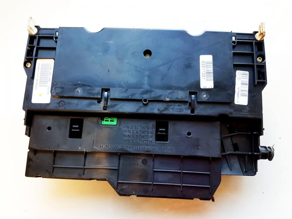 8364540 BMW 3-Series 2002 Fuse box - Thumbnail 2