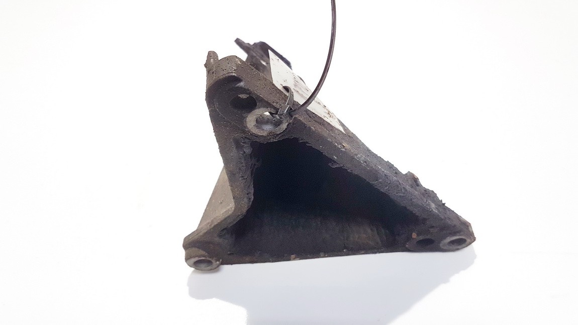 8D0199308L Audi A4 1997 Engine Mount Bracket and Gearbox Mount Bracket - Thumbnail 3