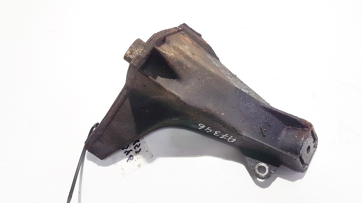 8D0199308L Audi A4 1997 Engine Mount Bracket and Gearbox Mount Bracket