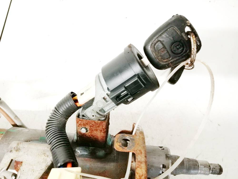 73678312 Toyota Aygo 2012 Uzvedimo spyna