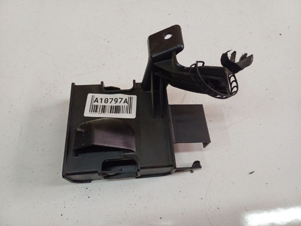 1T1971858G Volkswagen Touran 2004 Other car part