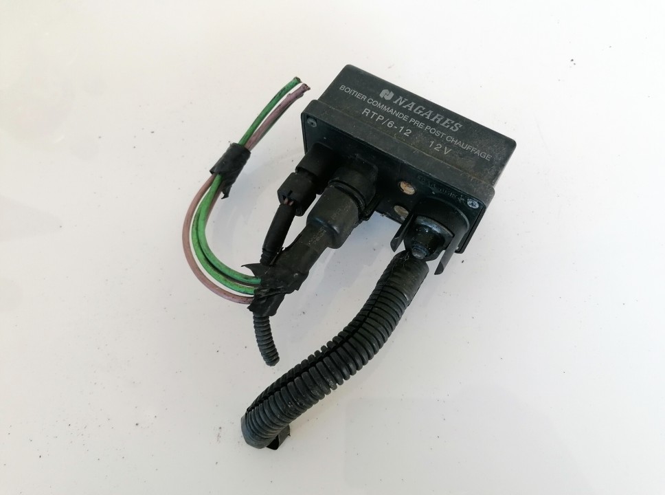 7700107794 used Glow plug relay Volvo S40 1998 1.9L EIS01411813