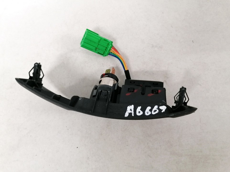 8691530 Volvo S40 2005 Traction control switch button (ASR Switch Anti-slip regulation) - Thumbnail 2
