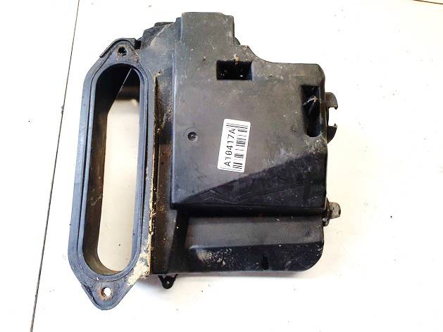 8D1907355B Volkswagen Passat 1998 Air filter box