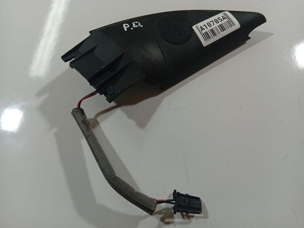 Volkswagen Passat 1999 Speaker (audio)