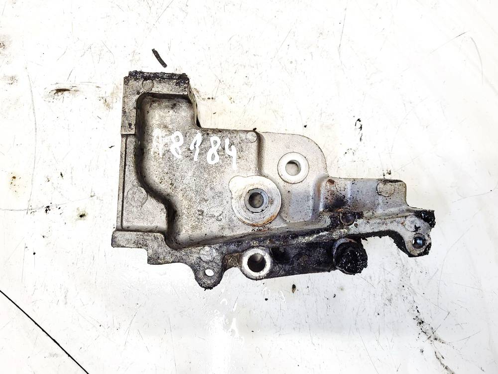 Subaru Legacy 2002 Ātrumkārbas kronšteins