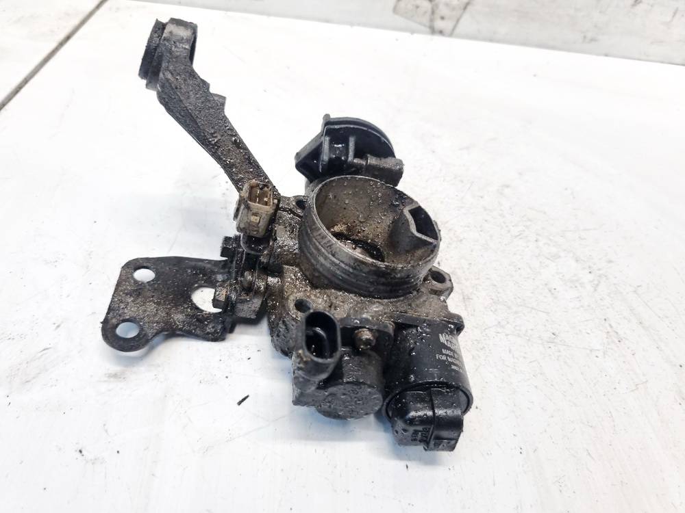 102698B Renault Clio 1999 Corps de Papillon