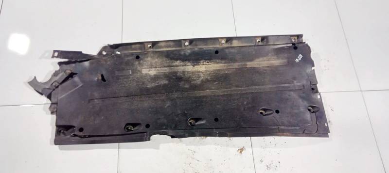 Audi A4 2005 Placa protectora-protector antisalpicaduras motor