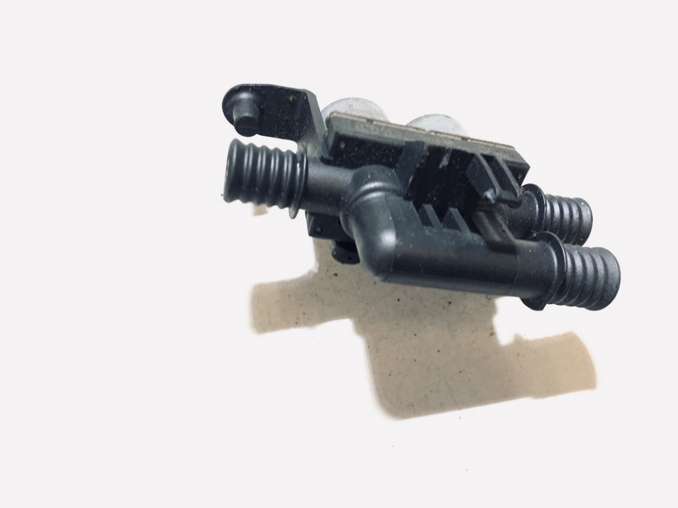 1147412159 6411690665206 Heater Control Valve (Auxillary Heating) BMW