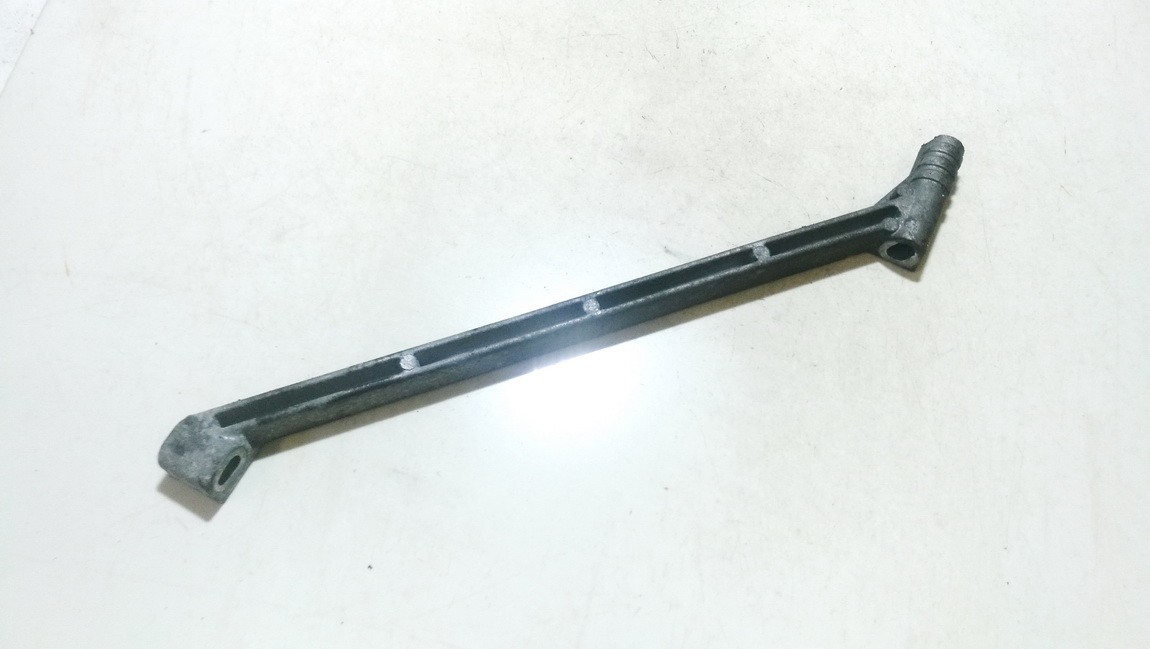 8200122051 Renault Megane 2010 Moottorin kiinnike