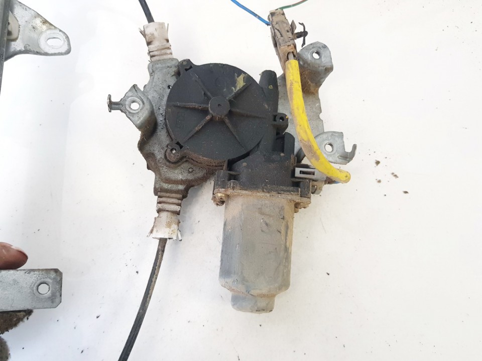 400600T7 Nissan Almera Tino 2001 Моторчик стеклоподъемника - задний правый - Thumbnail 3