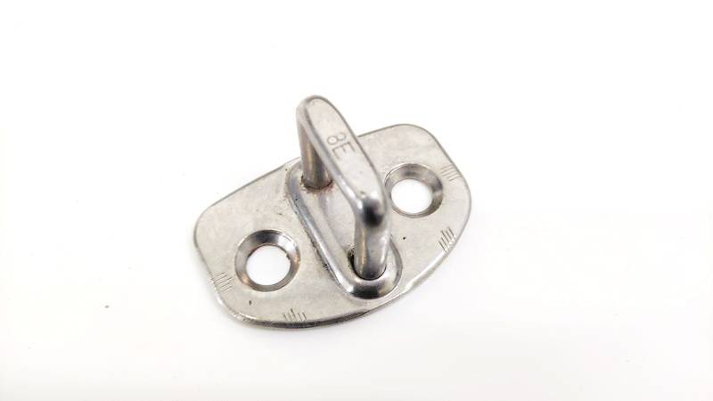 8E0837033 Volkswagen Passat 1999 Duru uzdarymo kilpa (Duru spynos kilpa) P.