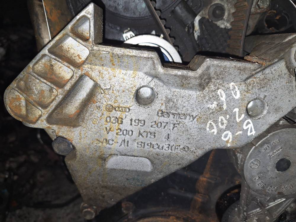 03G199207F Volkswagen Passat 2005 Moottorin kiinnike - Thumbnail 3