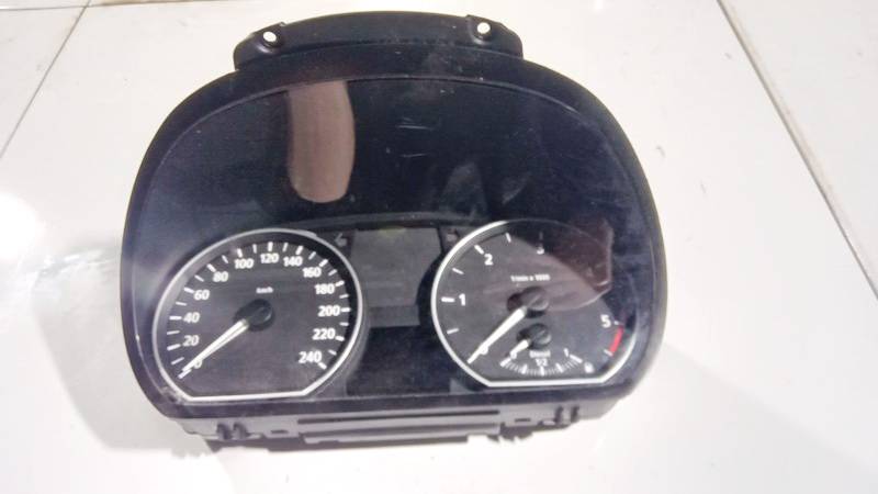 1041568 BMW 1-Series 2007 Prędkościomierz – panel instrumentów
