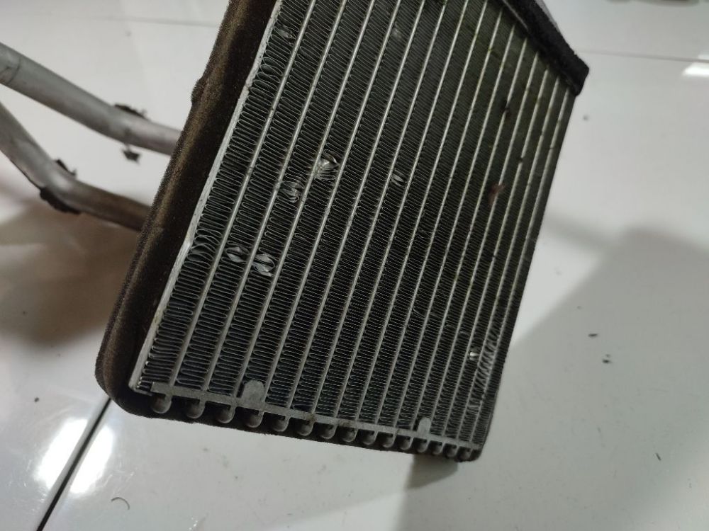 SAAB 9-3 2004 Salono peciuko radiatorius - Thumbnail 3