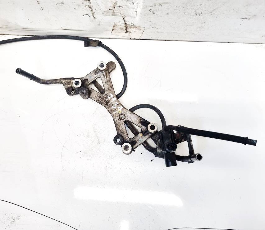 Isuzu D-Max 2010 Engine Mount Bracket and Gearbox Mount Bracket