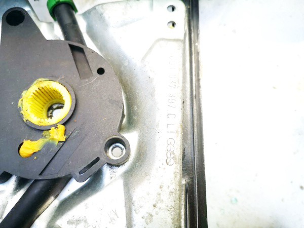 8D0837397C Audi A4 1997 Door winder mechanism (Window Regulator) - FRONT LEFT - Thumbnail 3