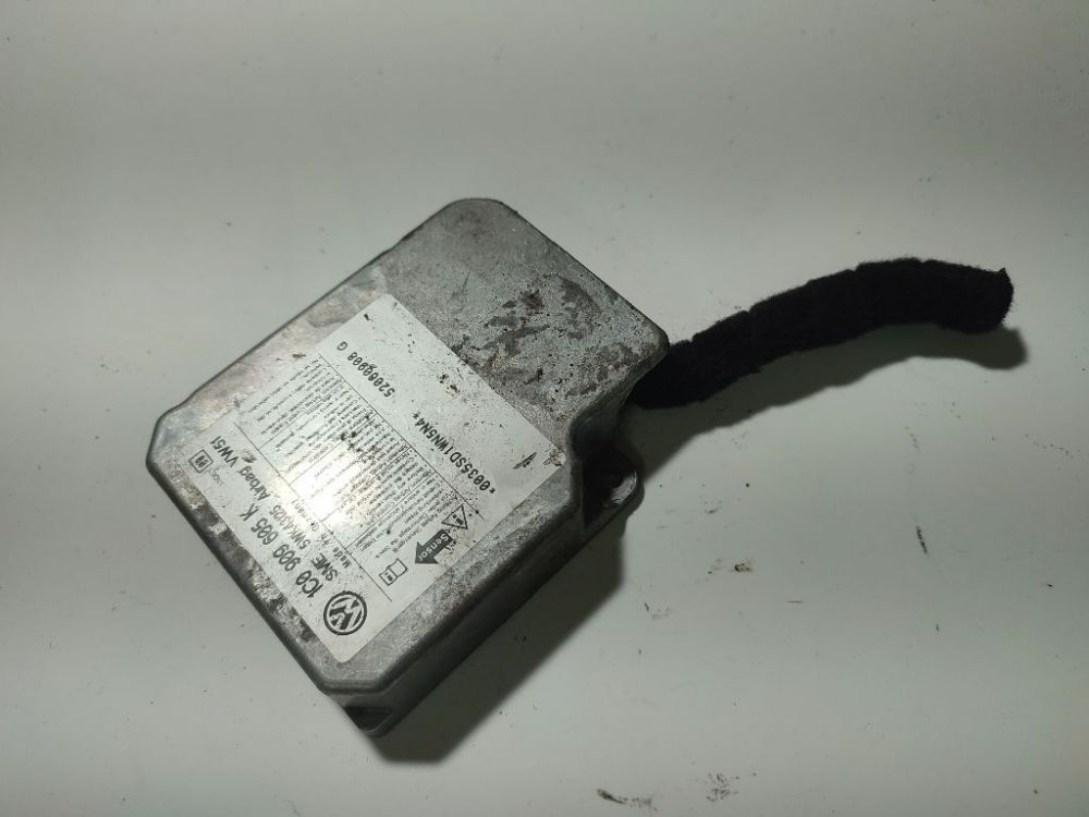 1C0909605K Volkswagen Polo 2007 Airbag crash sensors module - Thumbnail 3