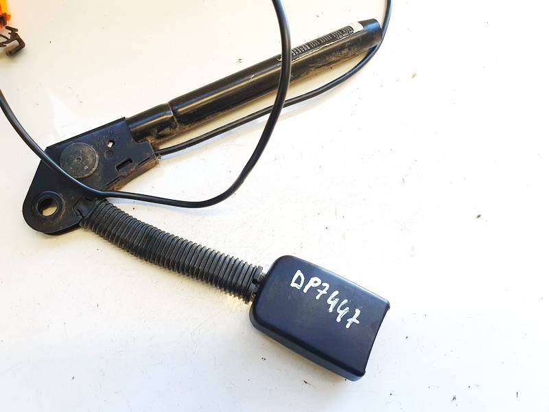 T4X9A011221 Ford Focus 2002 Seat belt holder (Seat belt Buckle) - FRONT RIGHT