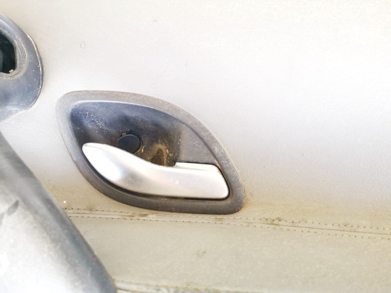 8200000724 Renault Laguna 2002 Wewnętrzna klamka drzwi - PRZEDNIE PRAWE