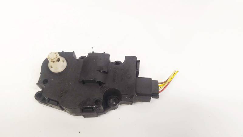 412650750 Mercedes-Benz E-CLASS 2013 Silnik klapki nagrzewnicy - Thumbnail 3