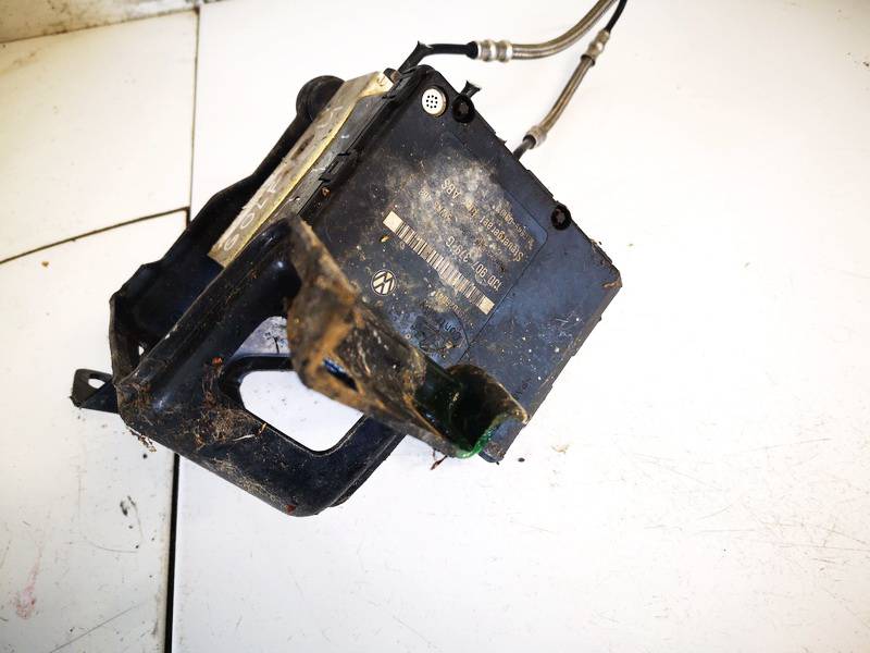 1J0907379G Volkswagen Golf 1999 ABS Unit (ABS Brake Pump)