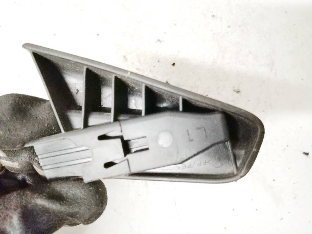 Toyota Yaris 2007 Wykończenie wnętrza (plastikowe elementy) - Thumbnail 3