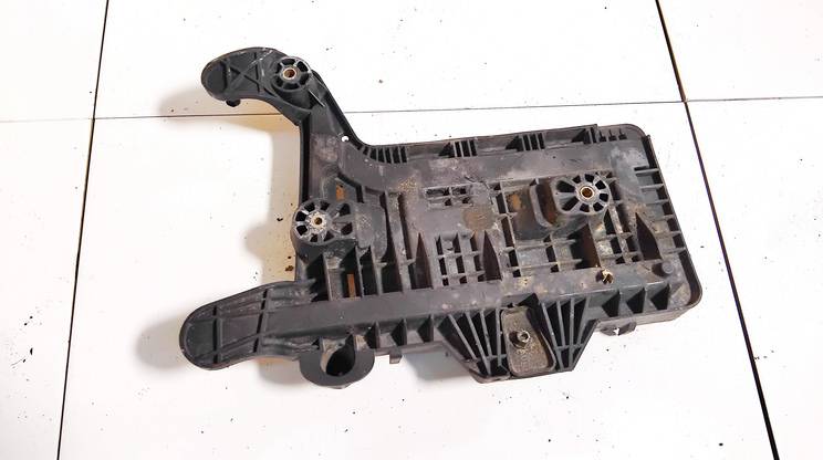 1K0915333C Volkswagen Passat 2006 Pad de Batterie - Thumbnail 2