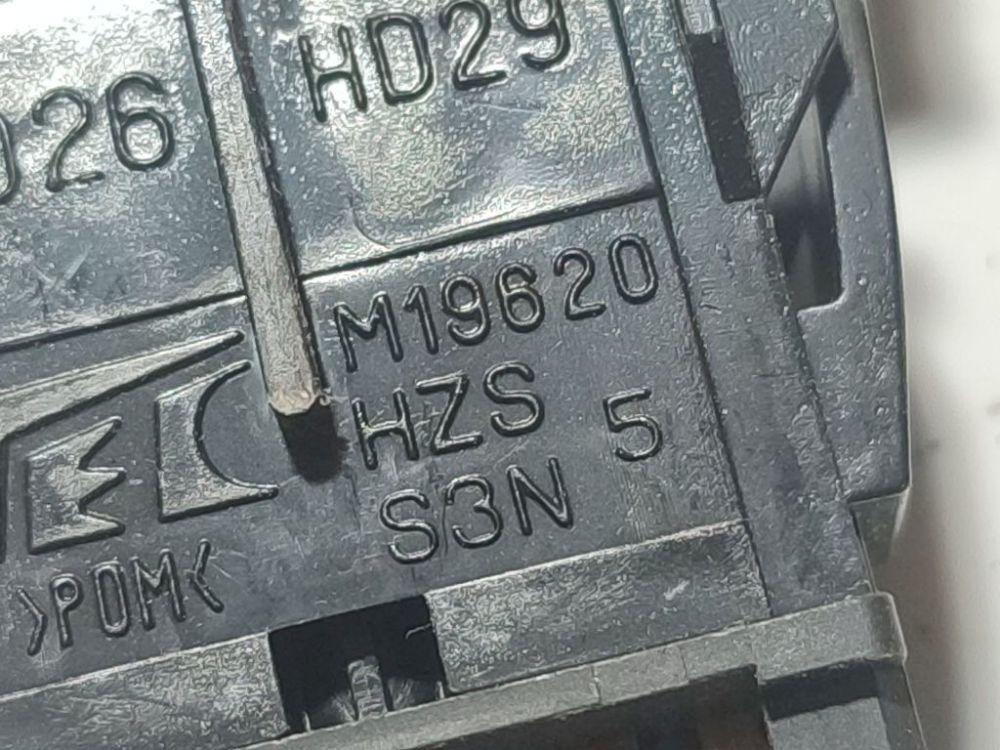 M19620 Honda Jazz 2003 Hazard switch - Thumbnail 4