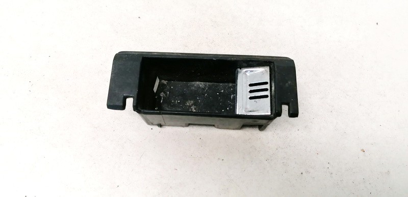 4B0857406 Audi A6 1999 Aschenbecher